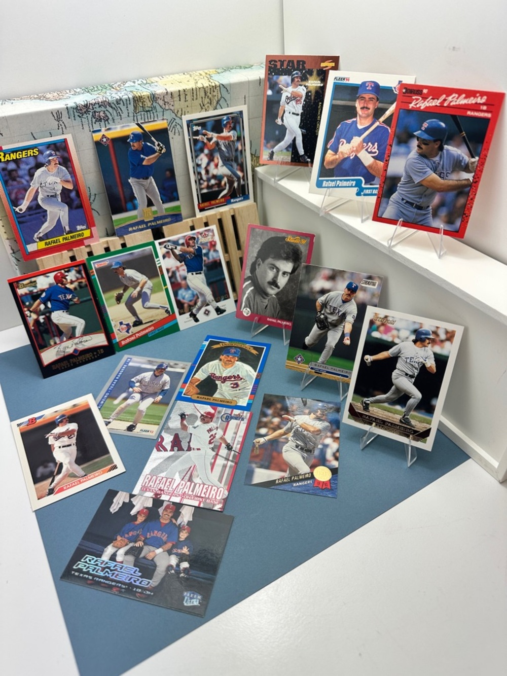 Rafael Palmeiro vintage lot of 18 (Rangers, Orioles)